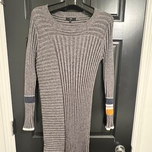Fate - grey fitted sweater dress